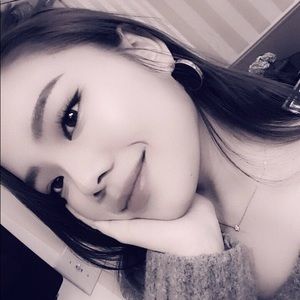 Meet your Posher, Esther